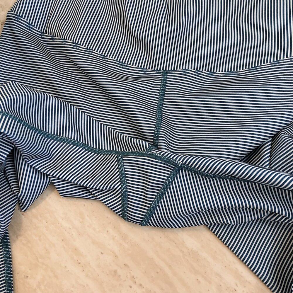NWOT Nanette Lepore Activewear Celestial Striped Equator Crop Tights Leggings M - Picture 8 of 12